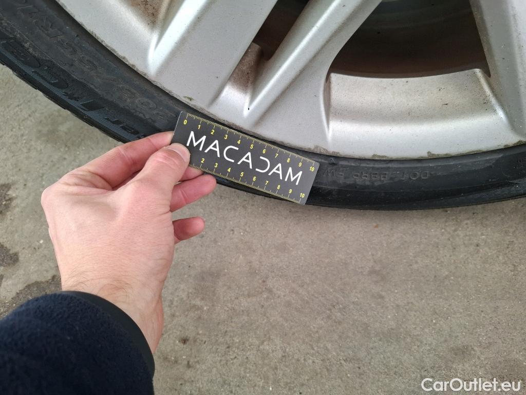  Toyota  Corolla TOYOTA  5p Berline Hybride 122h Dynamic Business #31