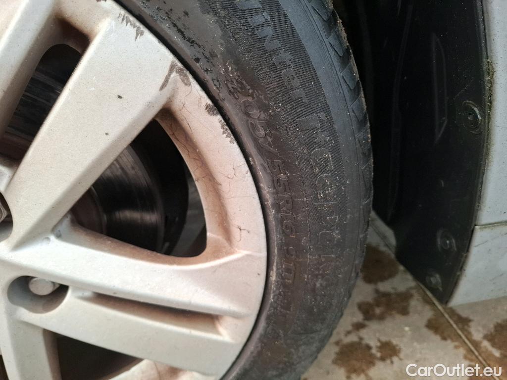  Toyota  Corolla TOYOTA  5p Berline Hybride 122h Dynamic Business #16