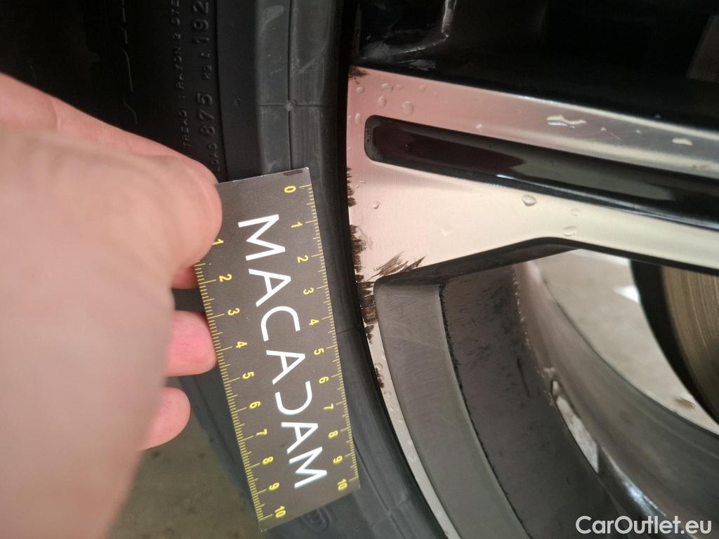  Volvo  XC 40 VOLVO XC40 2017 5P SUV Recharge T5 262 DCT7 Inscription #29