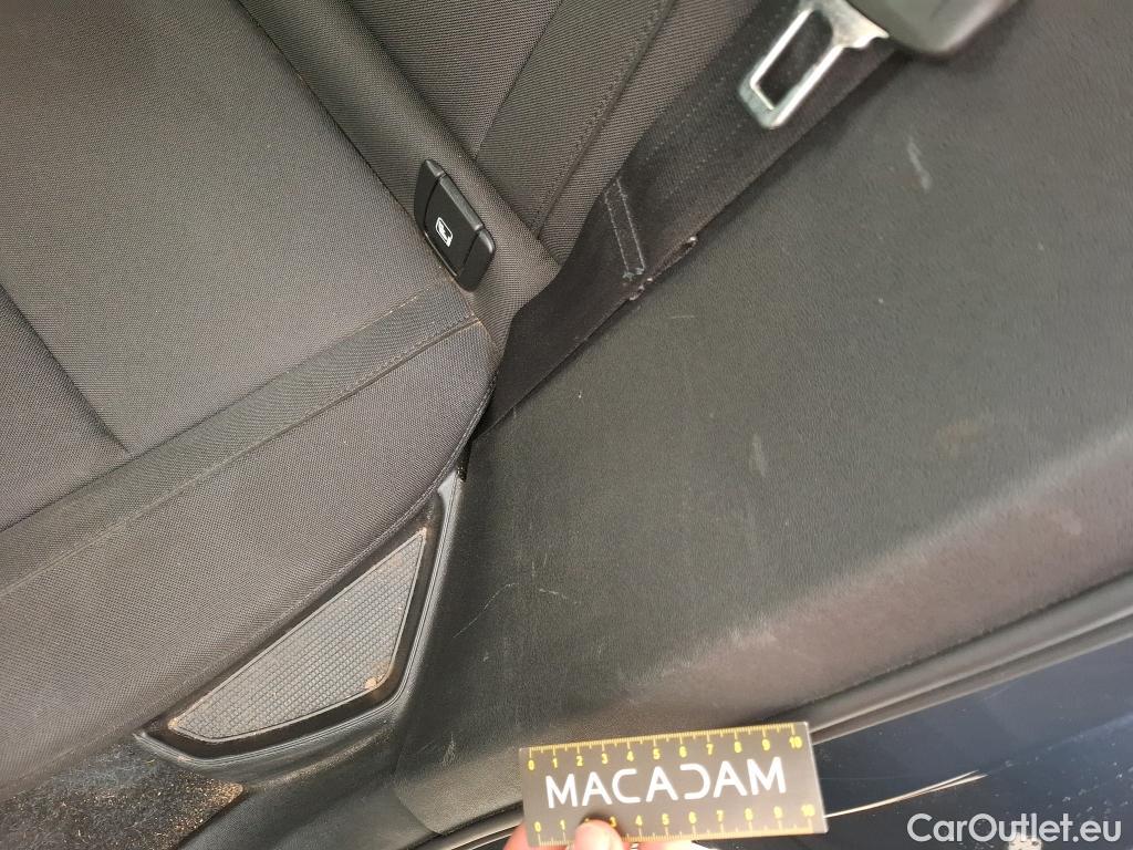  Volvo  XC 40 XC40 Momentum Plug-in Hybrid 2WD 1.5 #7