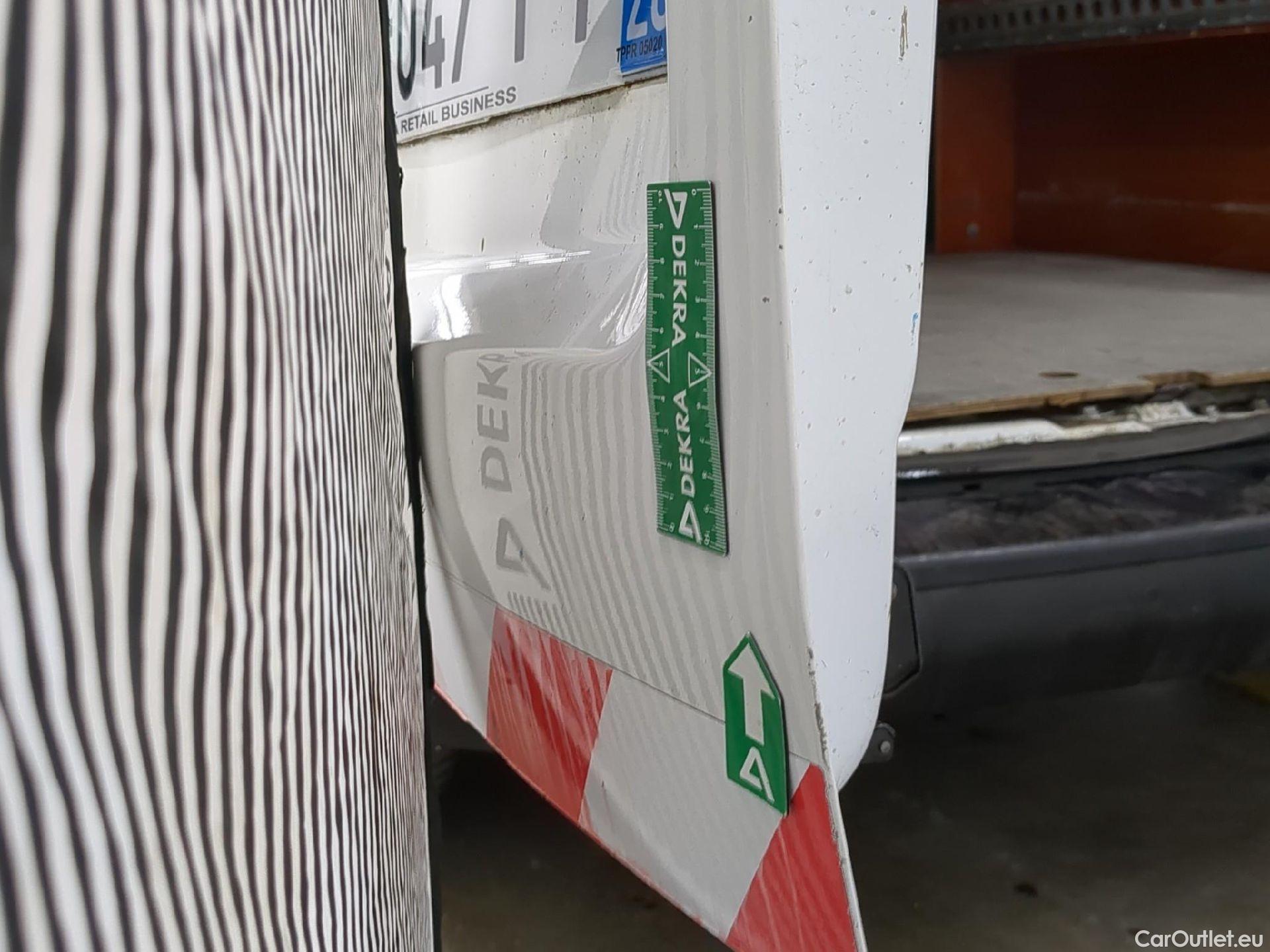  Citroen  Jumpy  Fourgon Club M 1.6 BlueHDi 95CV BVM5 E6 #37