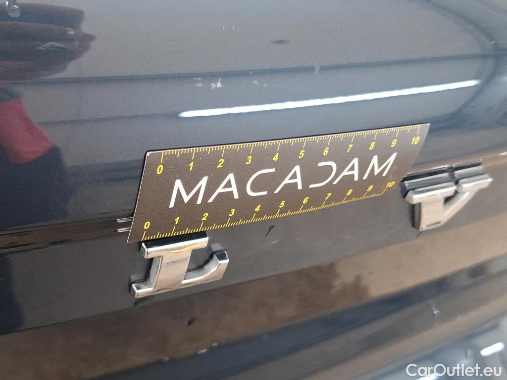  Volvo  XC 40 XC40 Momentum Plug-in Hybrid 2WD 1.5 #24