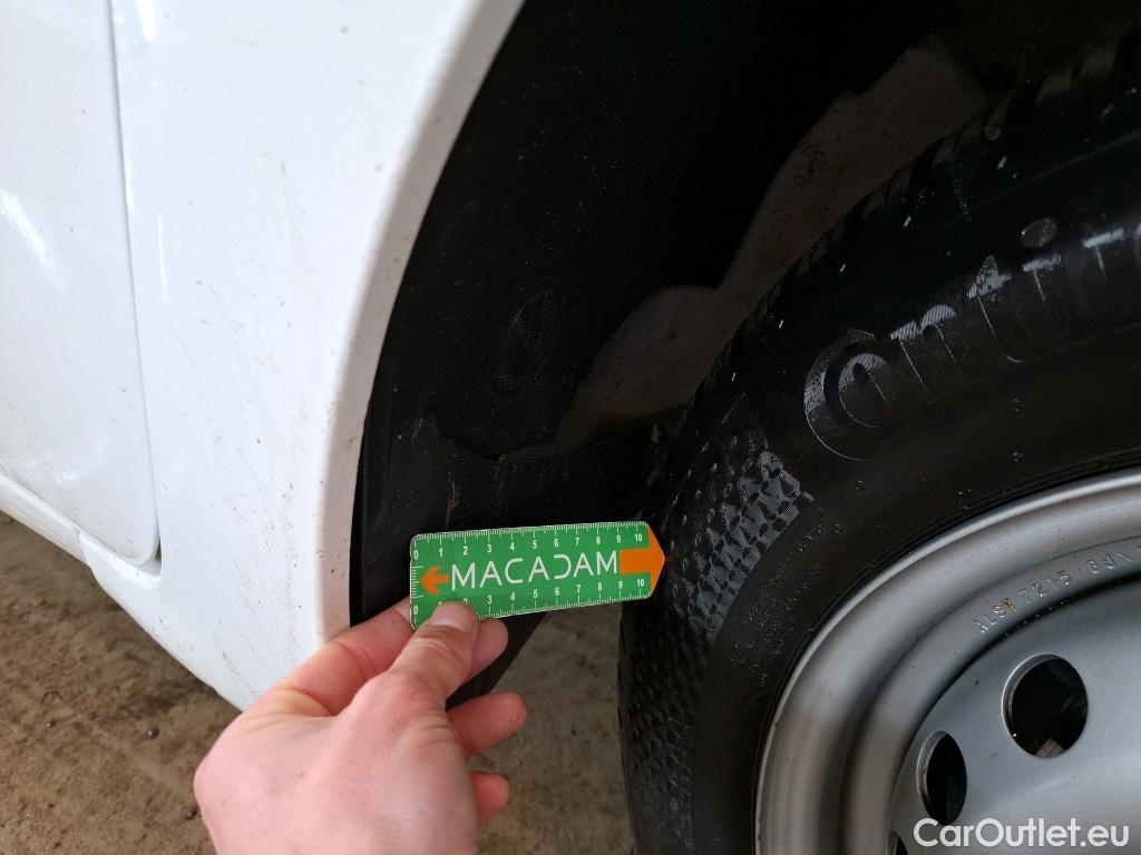  Renault  Kangoo  Express Extra (Série Spéciale) 1.5 dCi 75CV BVM5 E6 #32