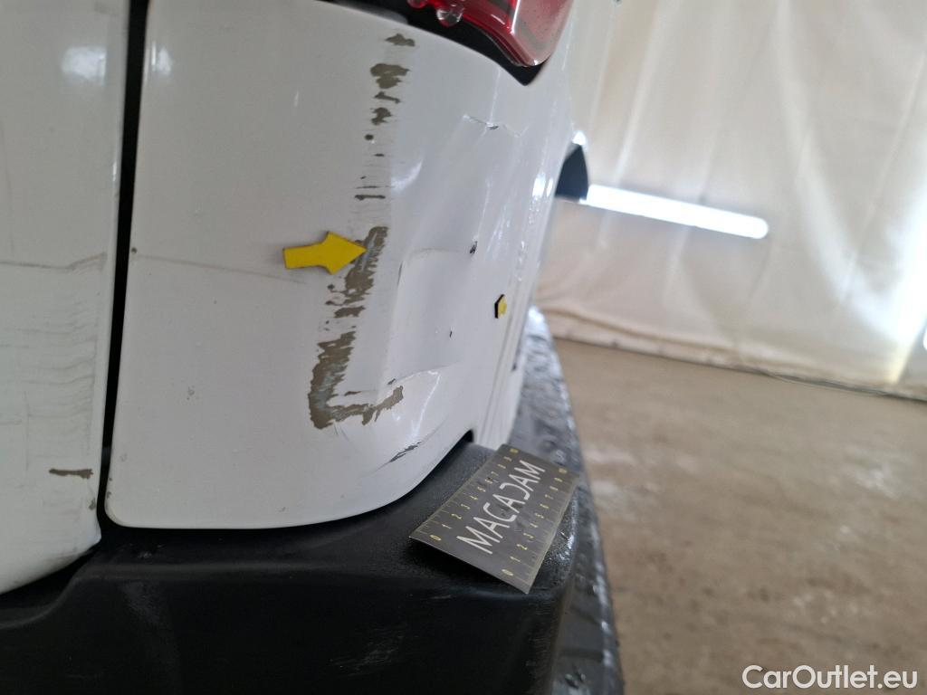  Citroen  Berlingo CITROEN  / 2018 / 4P / Fourgonnette Taille M 650kg BlueHDi 100 BVM Club (ex 410B) #35