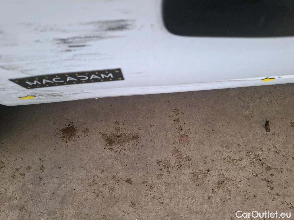  Citroen  Berlingo CITROEN  / 2018 / 4P / Fourgonnette Taille M 650kg BlueHDi 100 BVM Club (ex 410B) #56