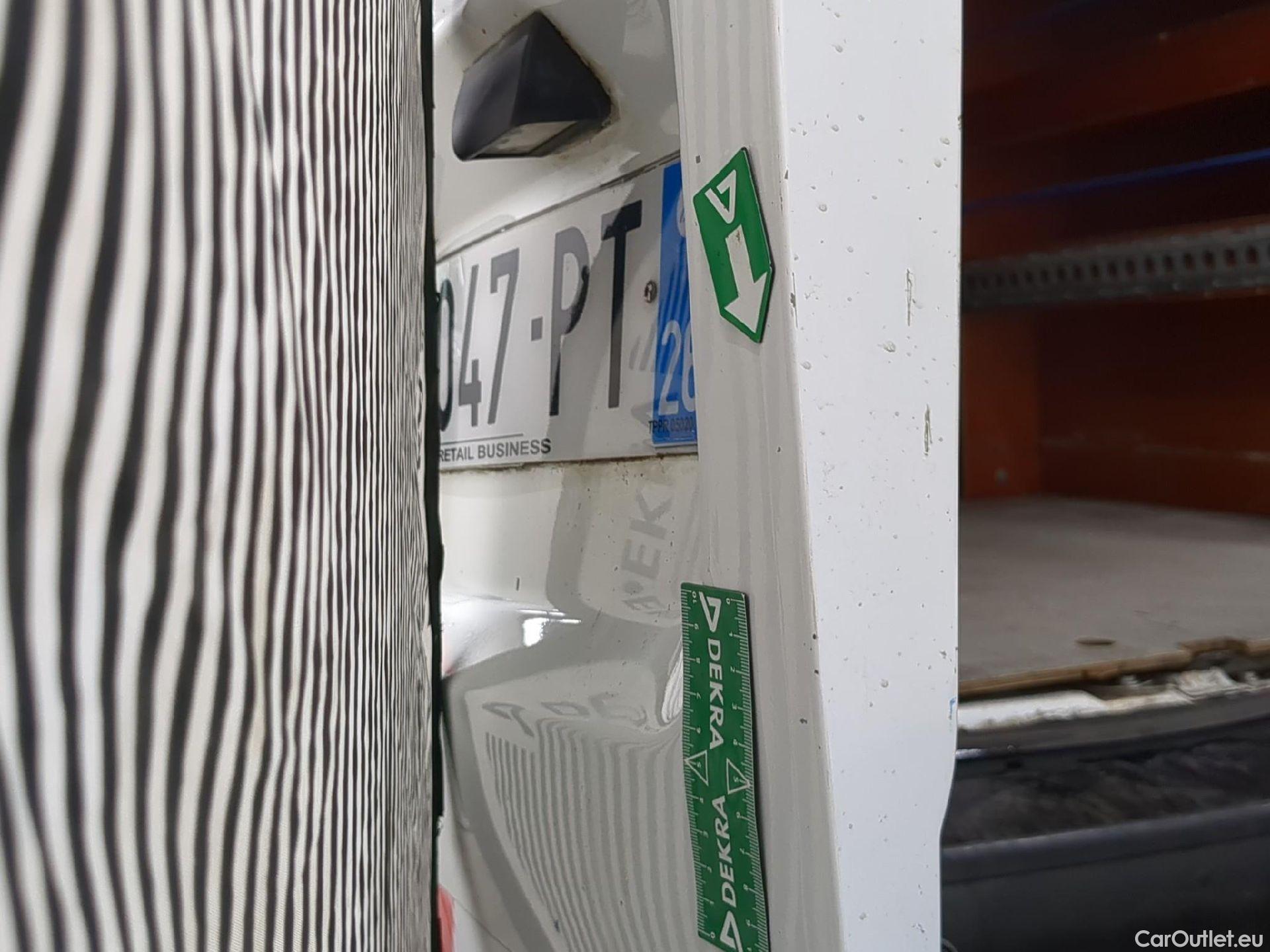  Citroen  Jumpy  Fourgon Club M 1.6 BlueHDi 95CV BVM5 E6 #40