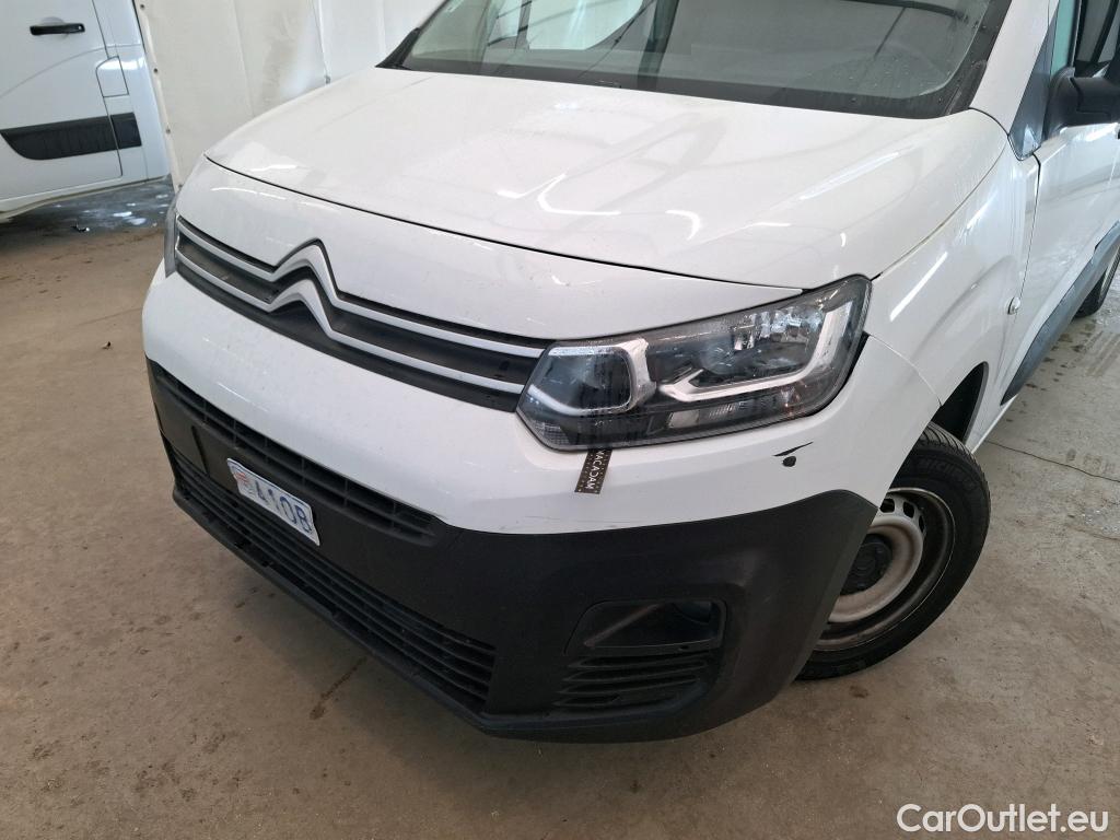  Citroen  Berlingo CITROEN  / 2018 / 4P / Fourgonnette Taille M 650kg BlueHDi 100 BVM Club (ex 410B) #64