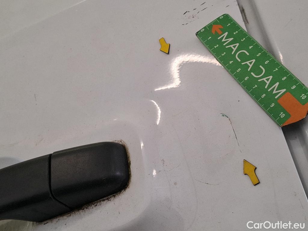  Renault  Trafic RENAULT  VU 4p Fourgon FG GCF L2H1 1300 dCi 120 #36