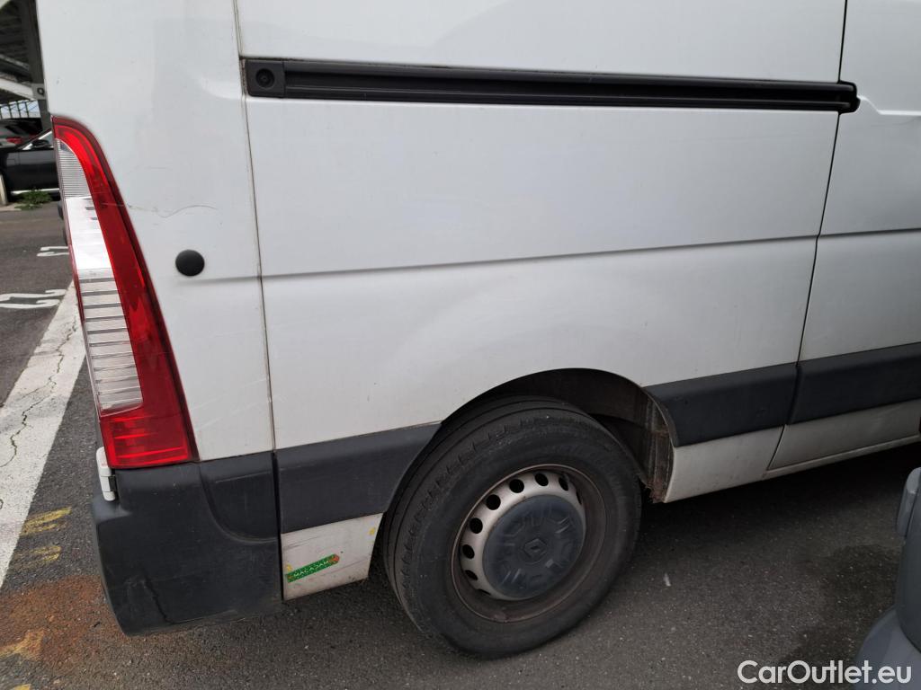  Renault  Master  III Fourgon L2H2 3 3 Grand Confort dCi 135CV BVM6 E6d #103