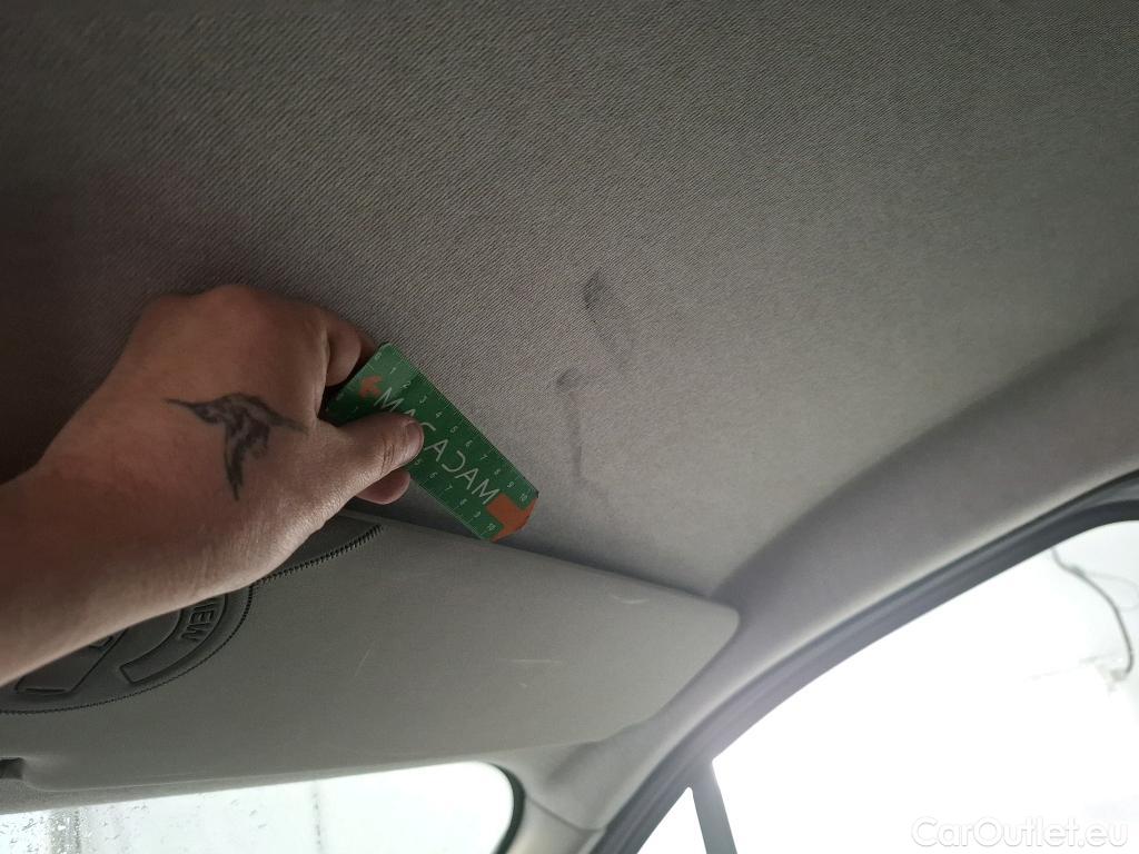  Renault  Trafic RENAULT  VU 4p Fourgon FG GCF L2H1 1300 dCi 120 #184