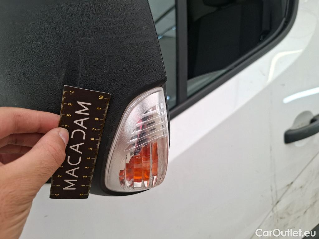  Renault  Master  III Fourgon L2H2 3 3 Grand Confort dCi 135CV BVM6 E6d #63