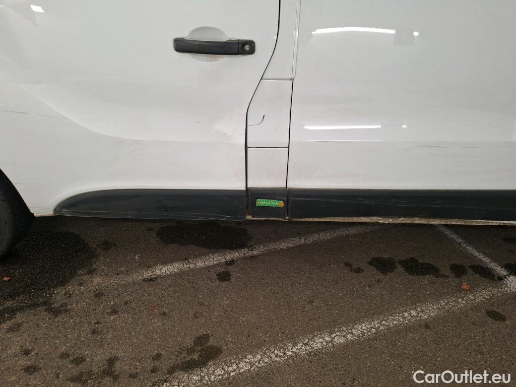  Renault  Trafic RENAULT  VU 4p Fourgon FG GCF L2H1 1300 dCi 120 #168