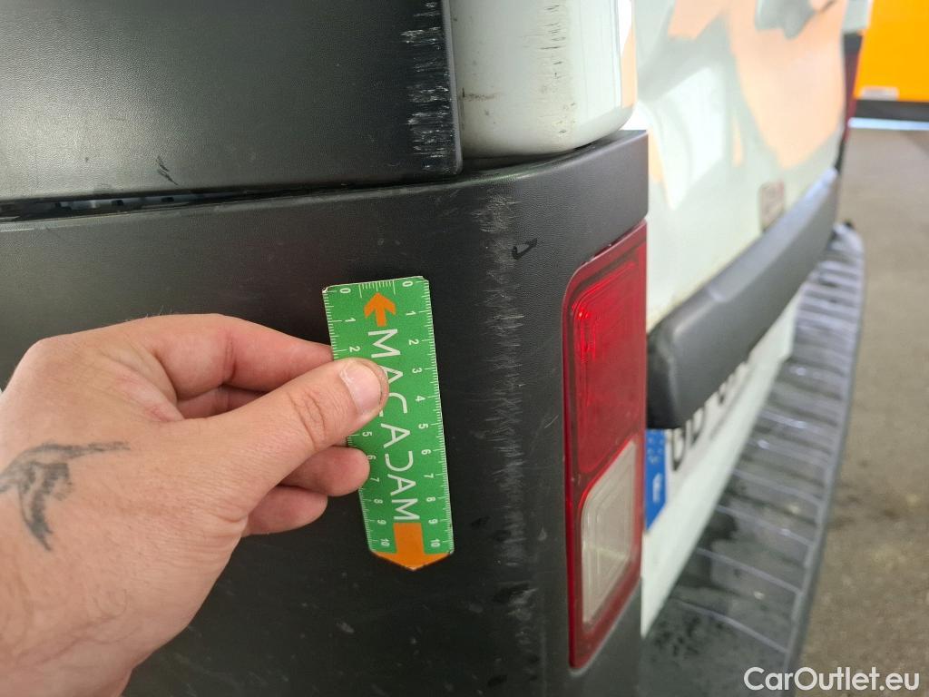  Renault  Trafic RENAULT  VU 4p Fourgon FG GCF L2H1 1300 dCi 120 #202