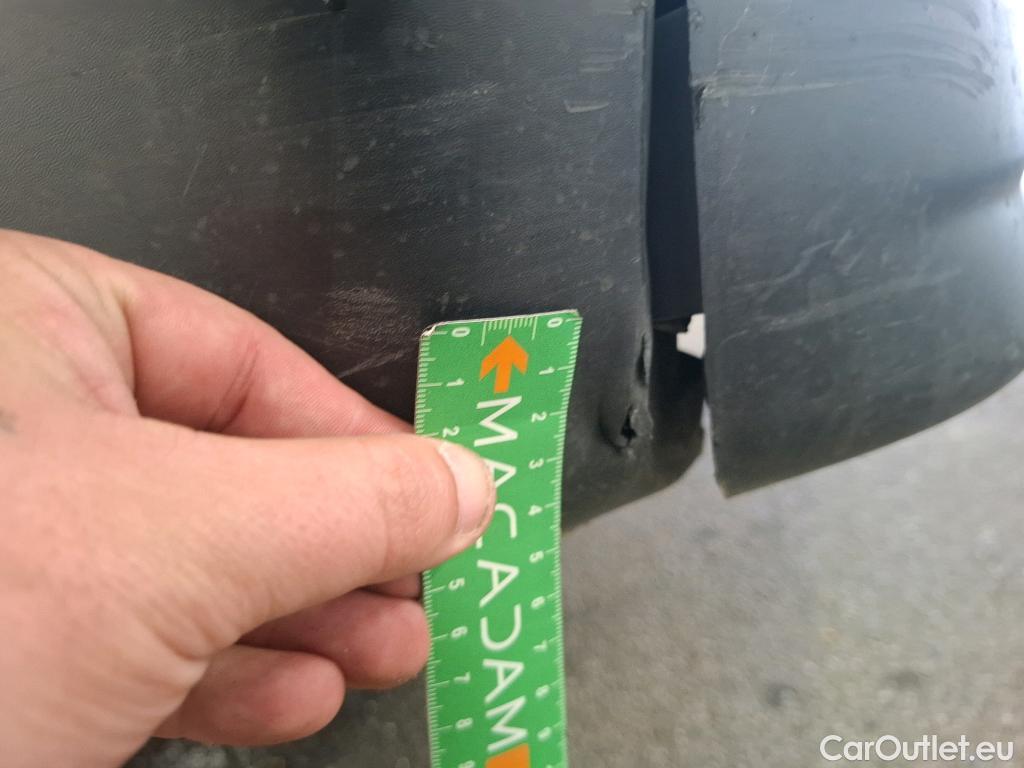  Renault  Trafic RENAULT  VU 4p Fourgon FG GCF L2H1 1300 dCi 120 #200