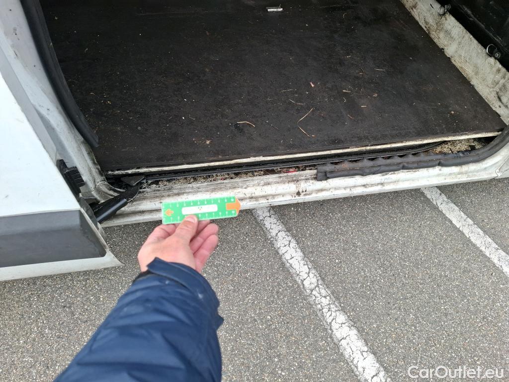  Renault  Master  III Fourgon L3H2 3 5 Grand Confort dCi 125CV BVM6 E5 #91