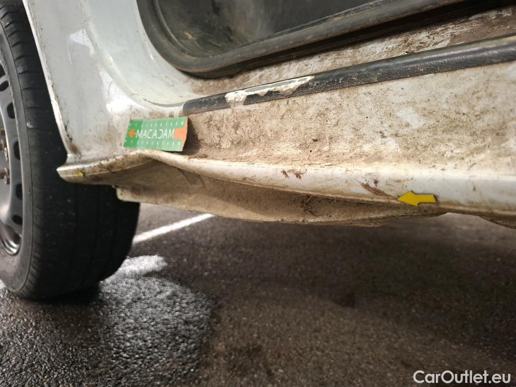  Renault  Trafic RENAULT  VU 4p Fourgon FG GCF L2H1 1300 dCi 120 #27