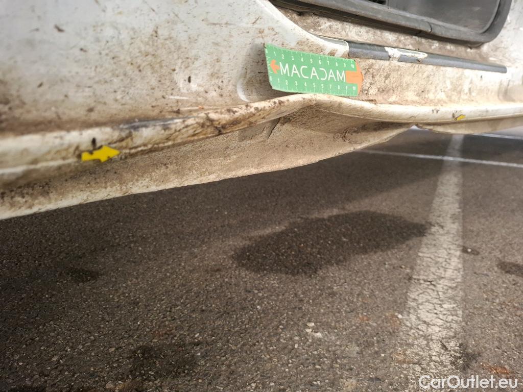  Renault  Trafic RENAULT  VU 4p Fourgon FG GCF L2H1 1300 dCi 120 #25