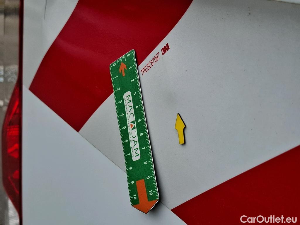  Renault  Master  III Fourgon L3H2 3 5 Grand Confort dCi 125CV BVM6 E5 #46