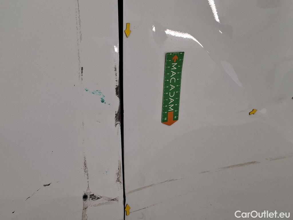  Renault  Trafic RENAULT  VU 4p Fourgon FG GCF L2H1 1300 dCi 120 #110