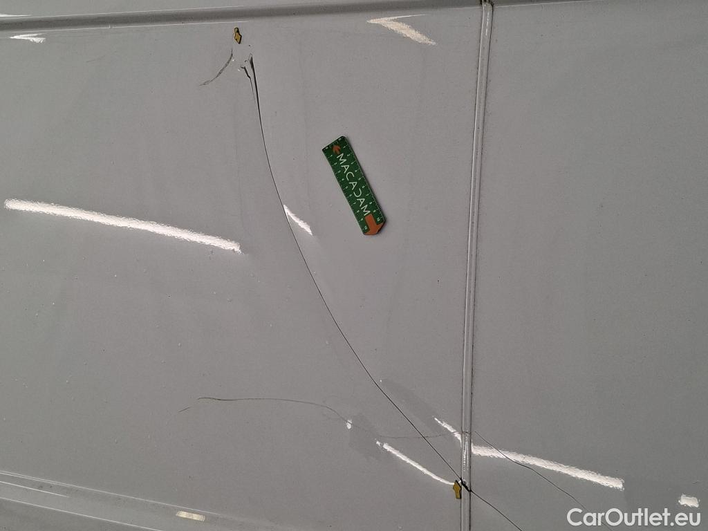  Renault  Trafic RENAULT  VU 4p Fourgon FG GCF L2H1 1300 dCi 120 #71