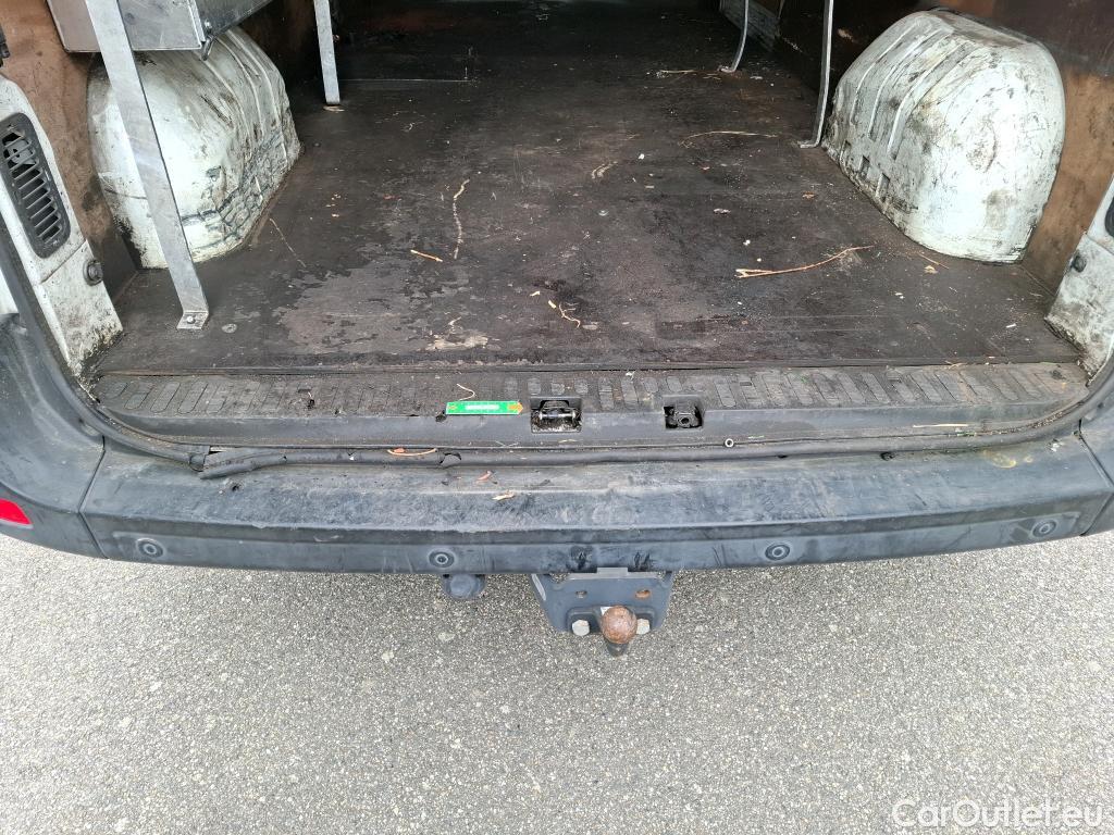  Renault  Master  III Fourgon L3H2 3 5 Grand Confort dCi 125CV BVM6 E5 #109