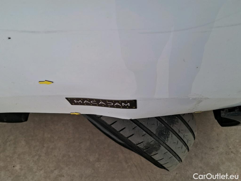  Renault  Master  III Fourgon L2H2 3 3 Grand Confort dCi 135CV BVM6 E6d #25