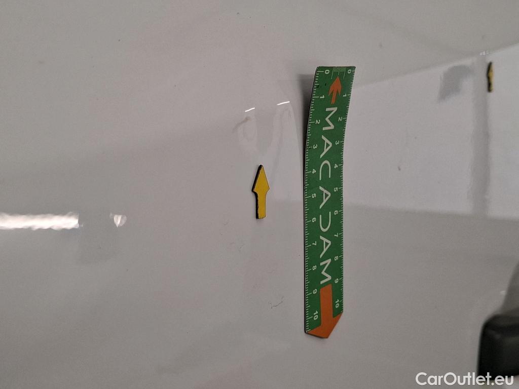  Renault  Trafic RENAULT  VU 4p Fourgon FG GCF L2H1 1300 dCi 120 #114