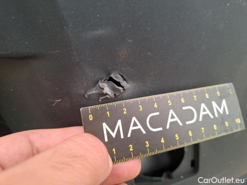  Renault  Master  III Fourgon L2H2 3 3 Grand Confort dCi 135CV BVM6 E6d #43