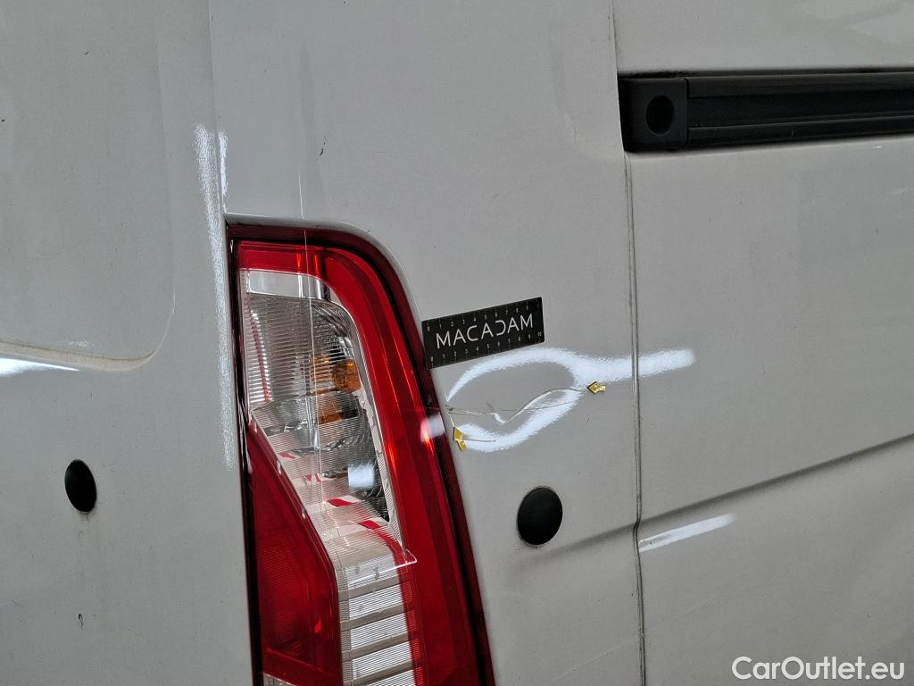  Renault  Master  III Fourgon L2H2 3 3 Grand Confort dCi 135CV BVM6 E6d #36