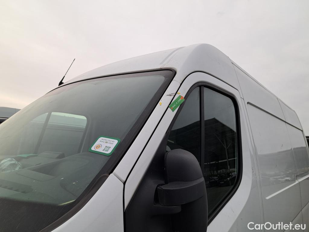  Renault  Master  III Fourgon L2H2 3 3 Grand Confort dCi 135CV BVM6 E6d #96