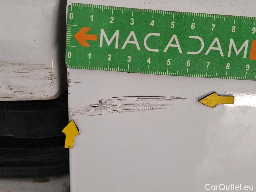  Renault  Trafic RENAULT  VU 4p Fourgon FG GCF L2H1 1300 dCi 120 #52