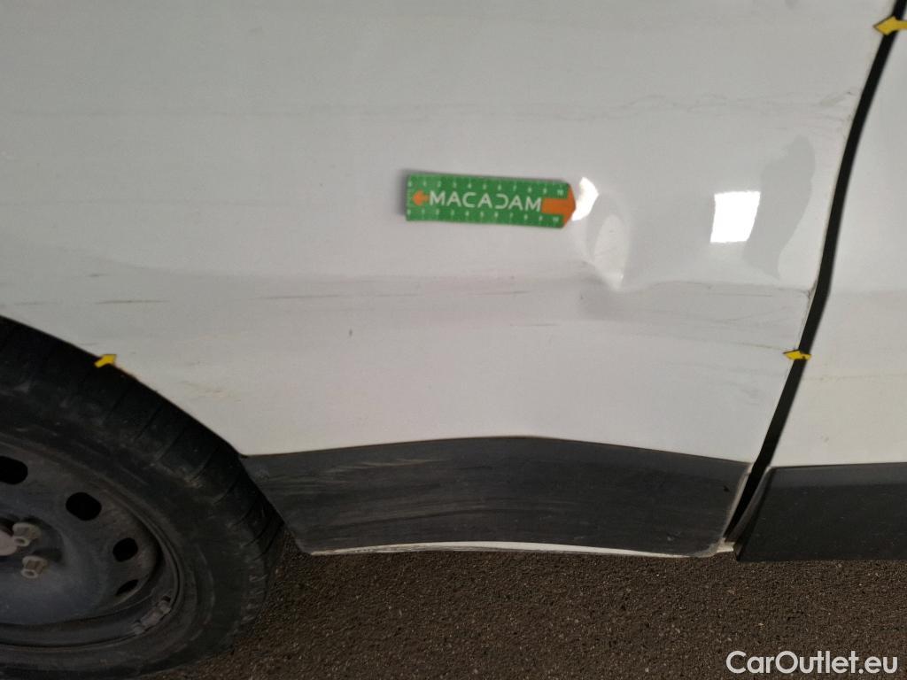  Renault  Trafic RENAULT  VU 4p Fourgon FG GCF L2H1 1300 dCi 120 #8