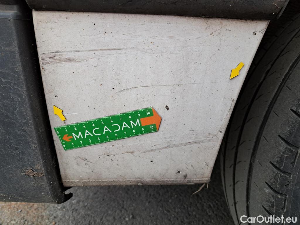  Renault  Master  III Fourgon L2H2 3 3 Grand Confort dCi 135CV BVM6 E6d #104