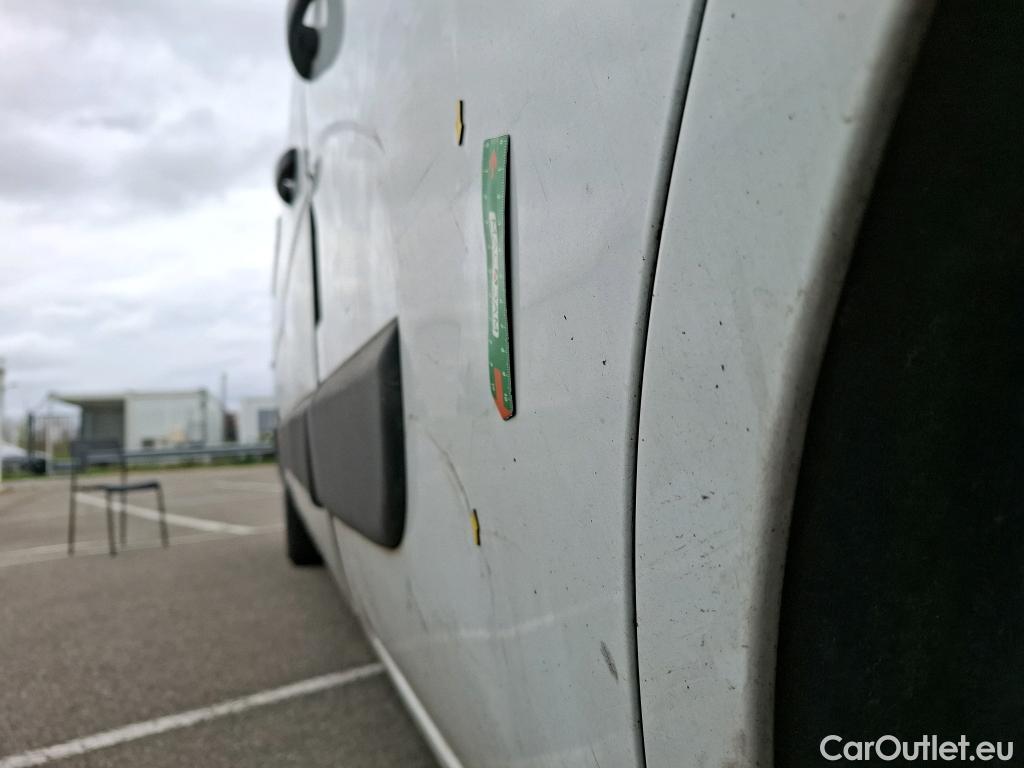  Renault  Master  III Fourgon L3H2 3 5 Grand Confort dCi 125CV BVM6 E5 #54