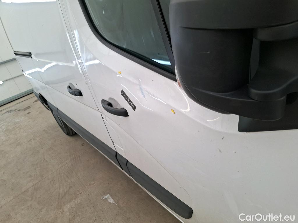  Renault  Master  III Fourgon L2H2 3 3 Grand Confort dCi 135CV BVM6 E6d #31