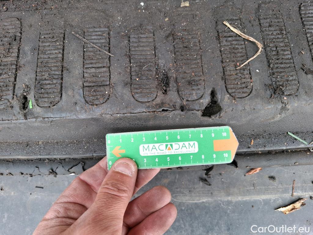  Renault  Master  III Fourgon L3H2 3 5 Grand Confort dCi 125CV BVM6 E5 #111