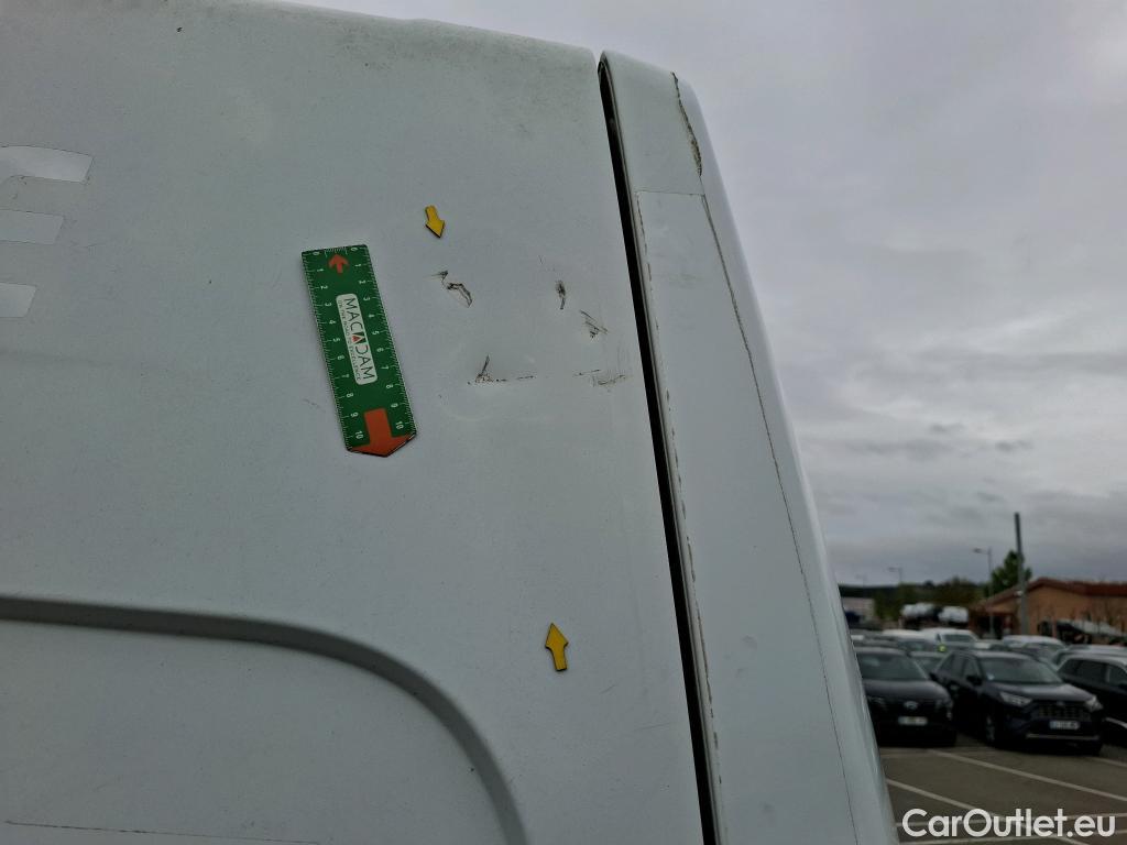  Renault  Master  III Fourgon L3H2 3 5 Grand Confort dCi 125CV BVM6 E5 #37