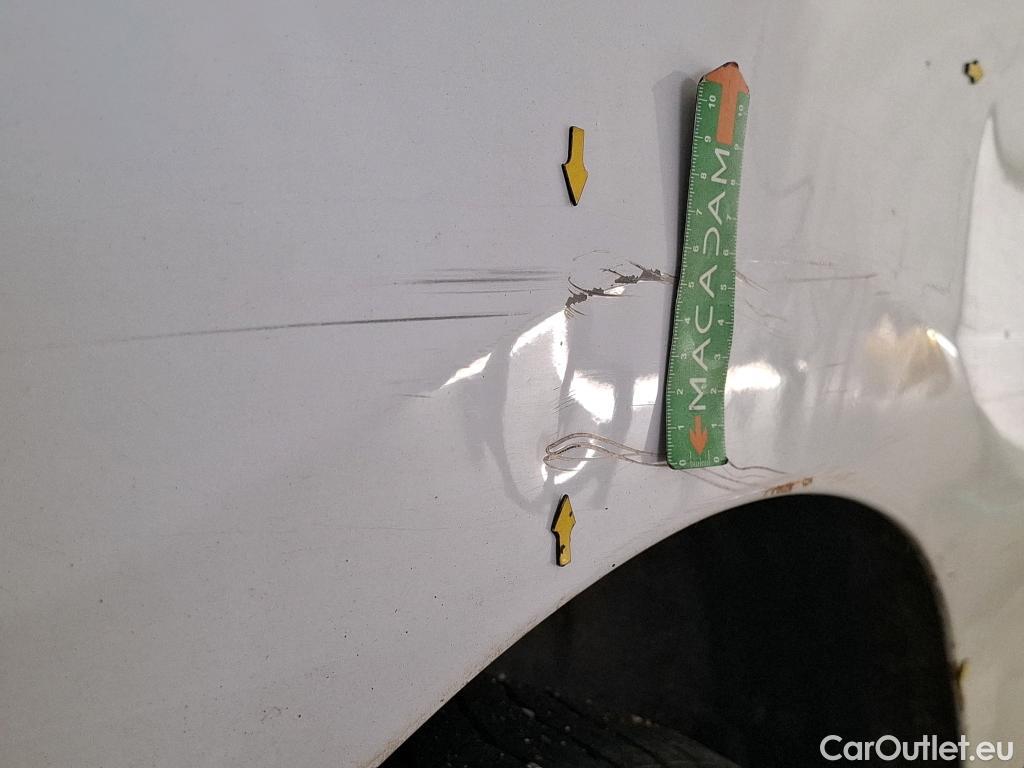  Renault  Trafic RENAULT  VU 4p Fourgon FG GCF L2H1 1300 dCi 120 #21