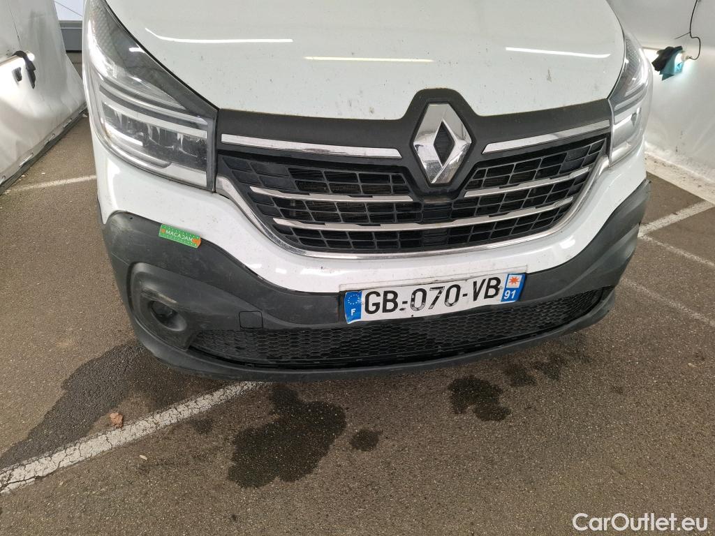  Renault  Trafic RENAULT  VU 4p Fourgon FG GCF L2H1 1300 dCi 120 #82