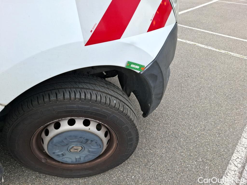  Renault  Master  III Fourgon L3H2 3 5 Grand Confort dCi 125CV BVM6 E5 #86
