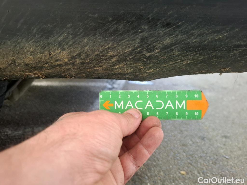  Renault  Trafic RENAULT  VU 4p Fourgon FG GCF L2H1 1300 dCi 120 #199