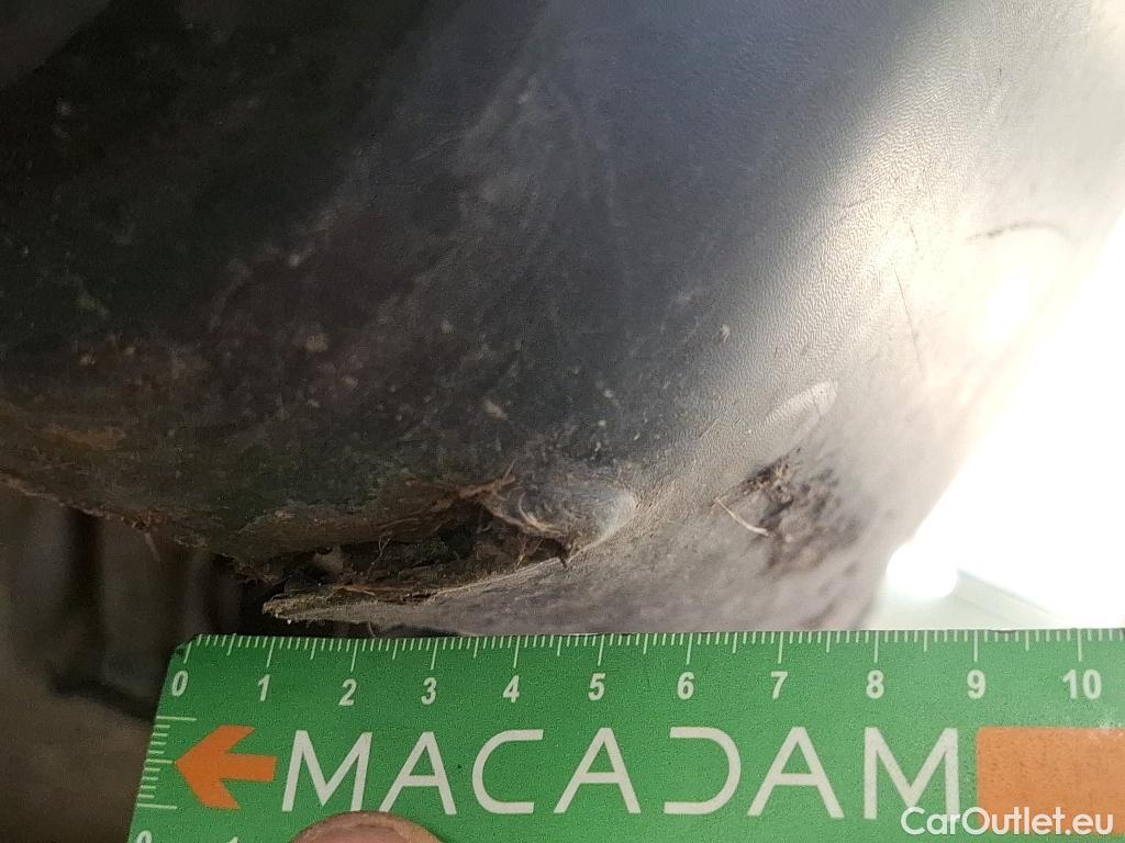  Renault  Trafic RENAULT  VU 4p Fourgon FG GCF L2H1 1300 dCi 120 #206