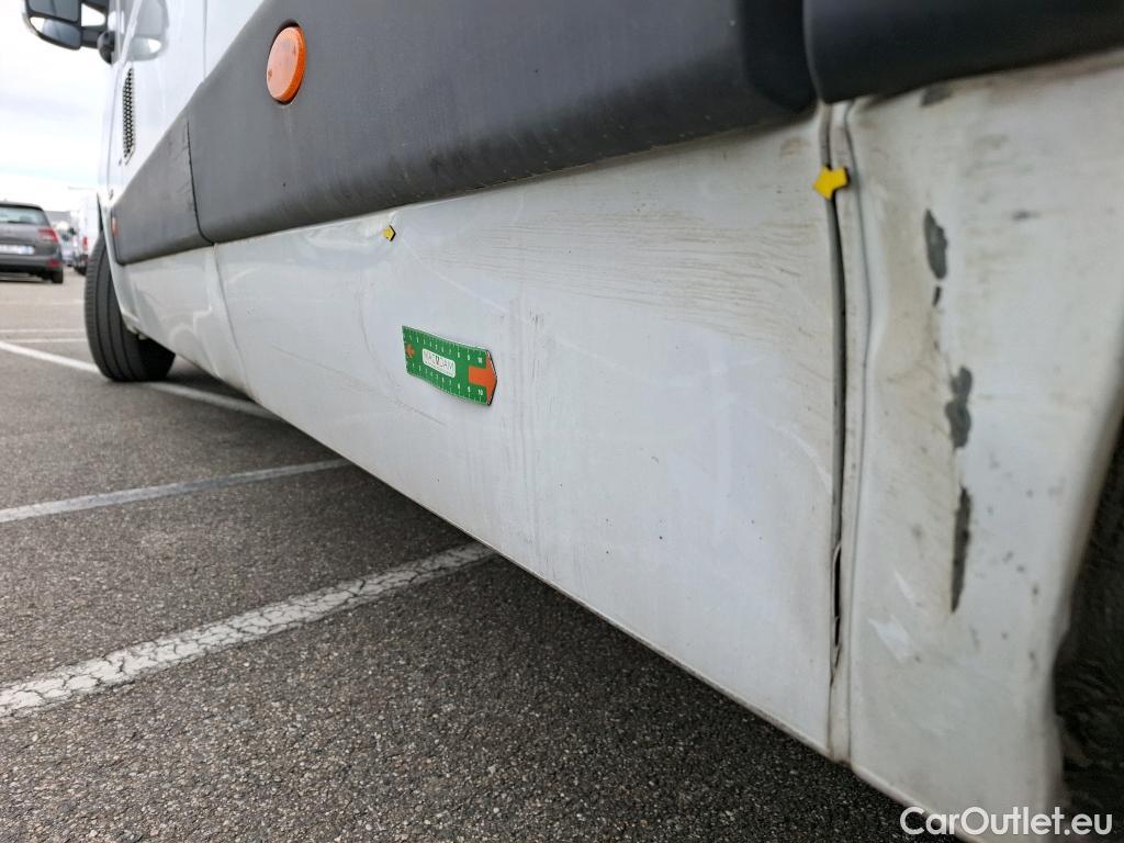  Renault  Master  III Fourgon L3H2 3 5 Grand Confort dCi 125CV BVM6 E5 #9