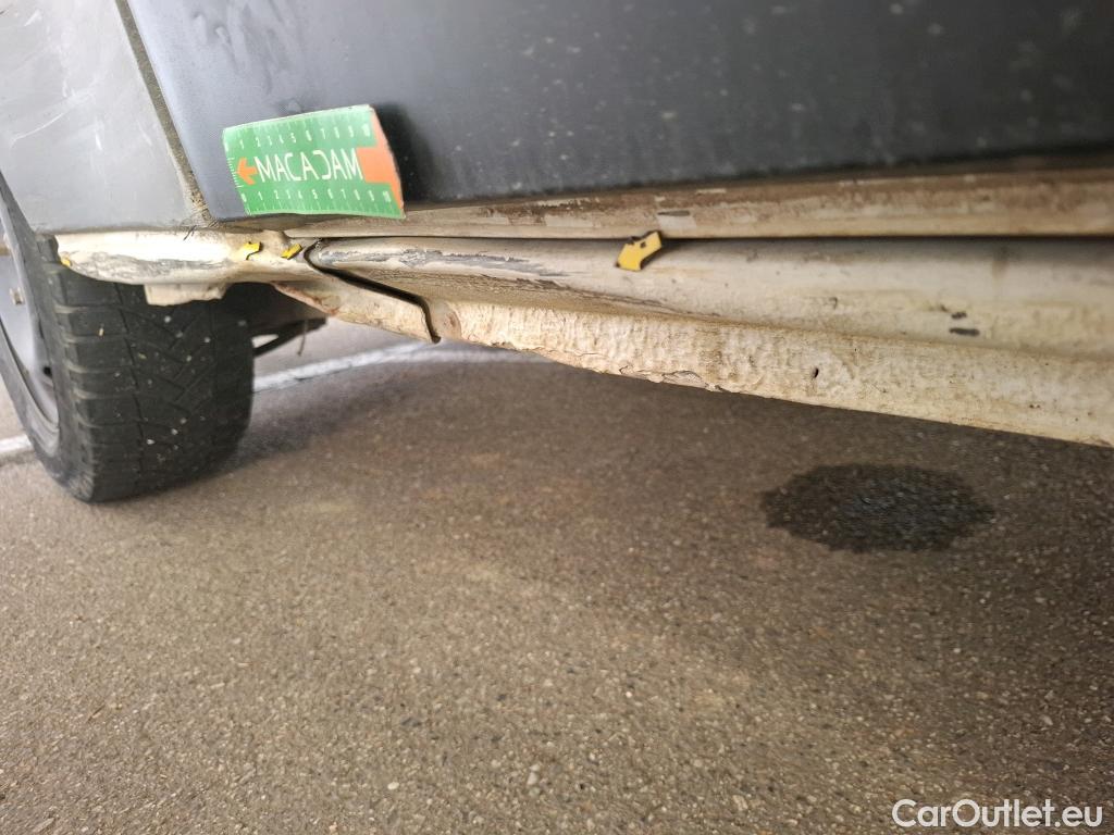  Renault  Trafic RENAULT  VU 4p Fourgon FG GCF L2H1 1300 dCi 120 #95