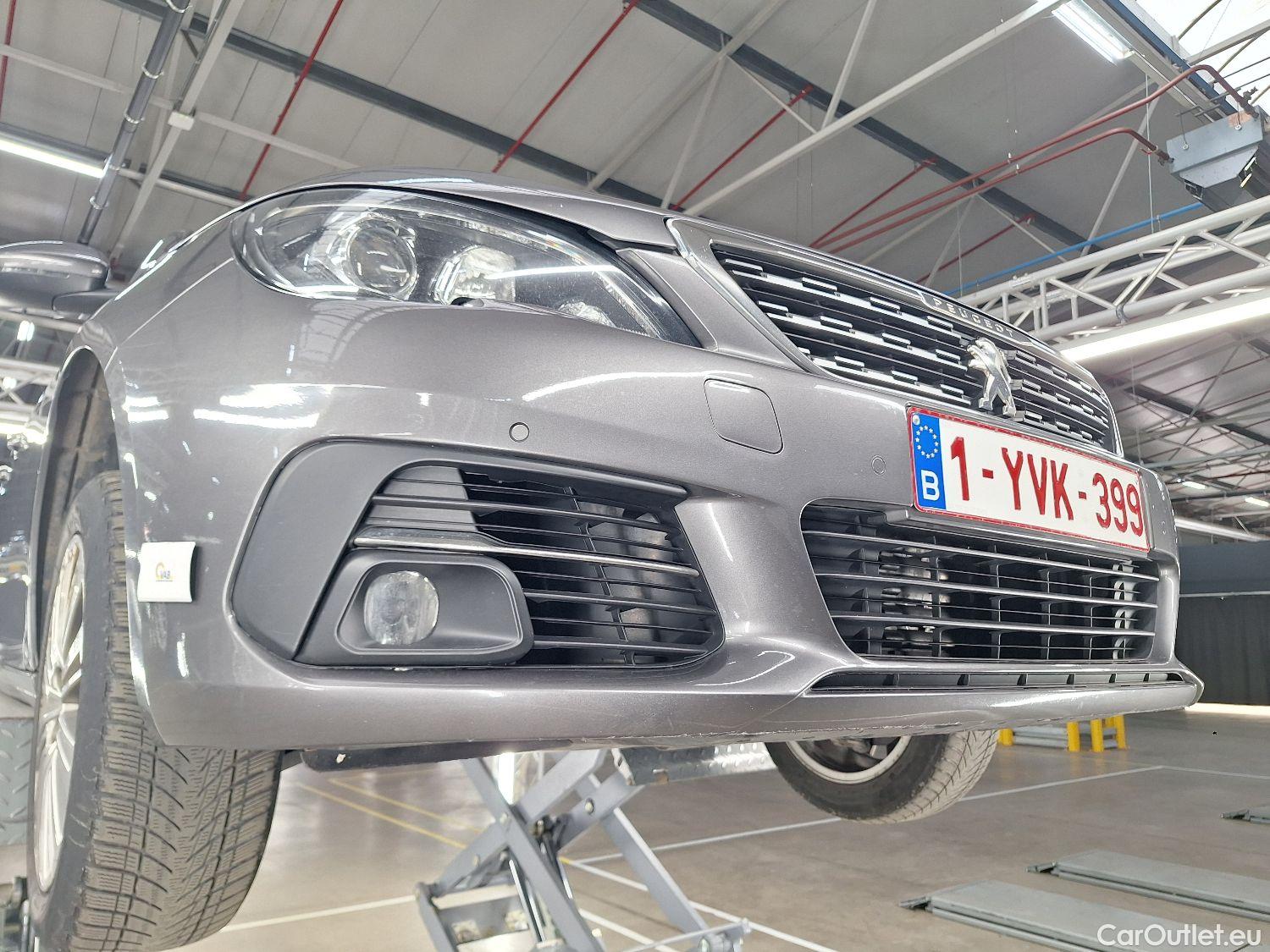  Peugeot  308 Peugeot,  SW FL'17, Peugeot  SW 1.5 BlueHDi 130 S&S EAT8 Allure 5d #24