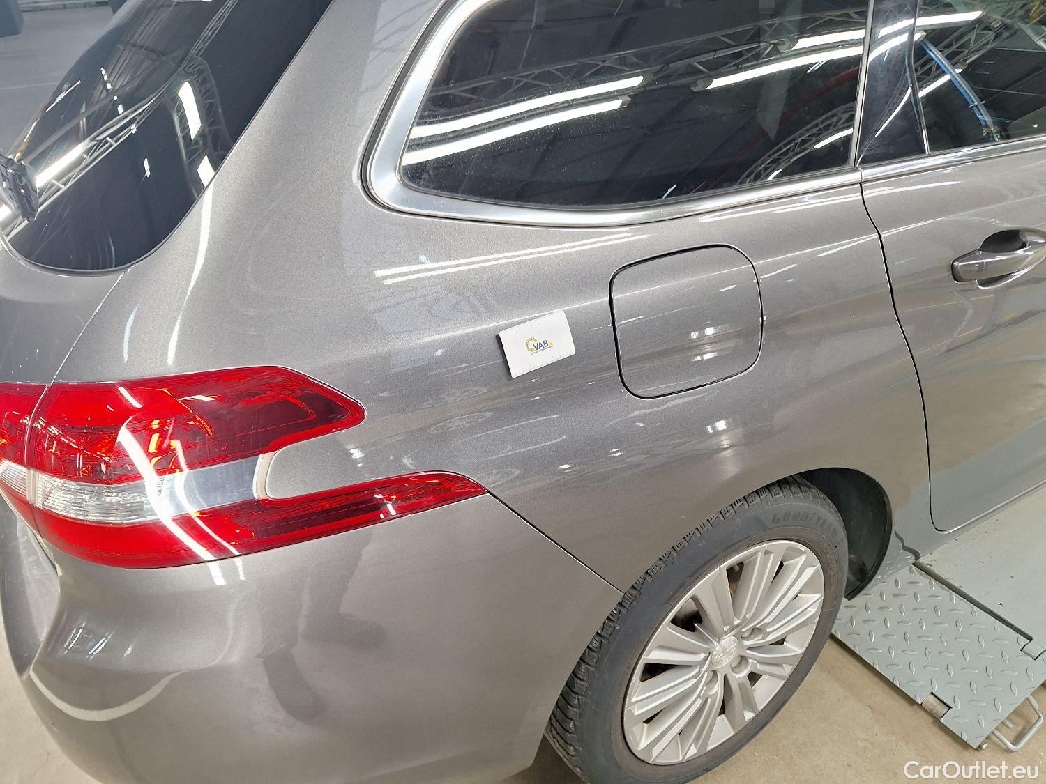  Peugeot  308 Peugeot,  SW FL'17, Peugeot  SW 1.5 BlueHDi 130 S&S EAT8 Allure 5d #73