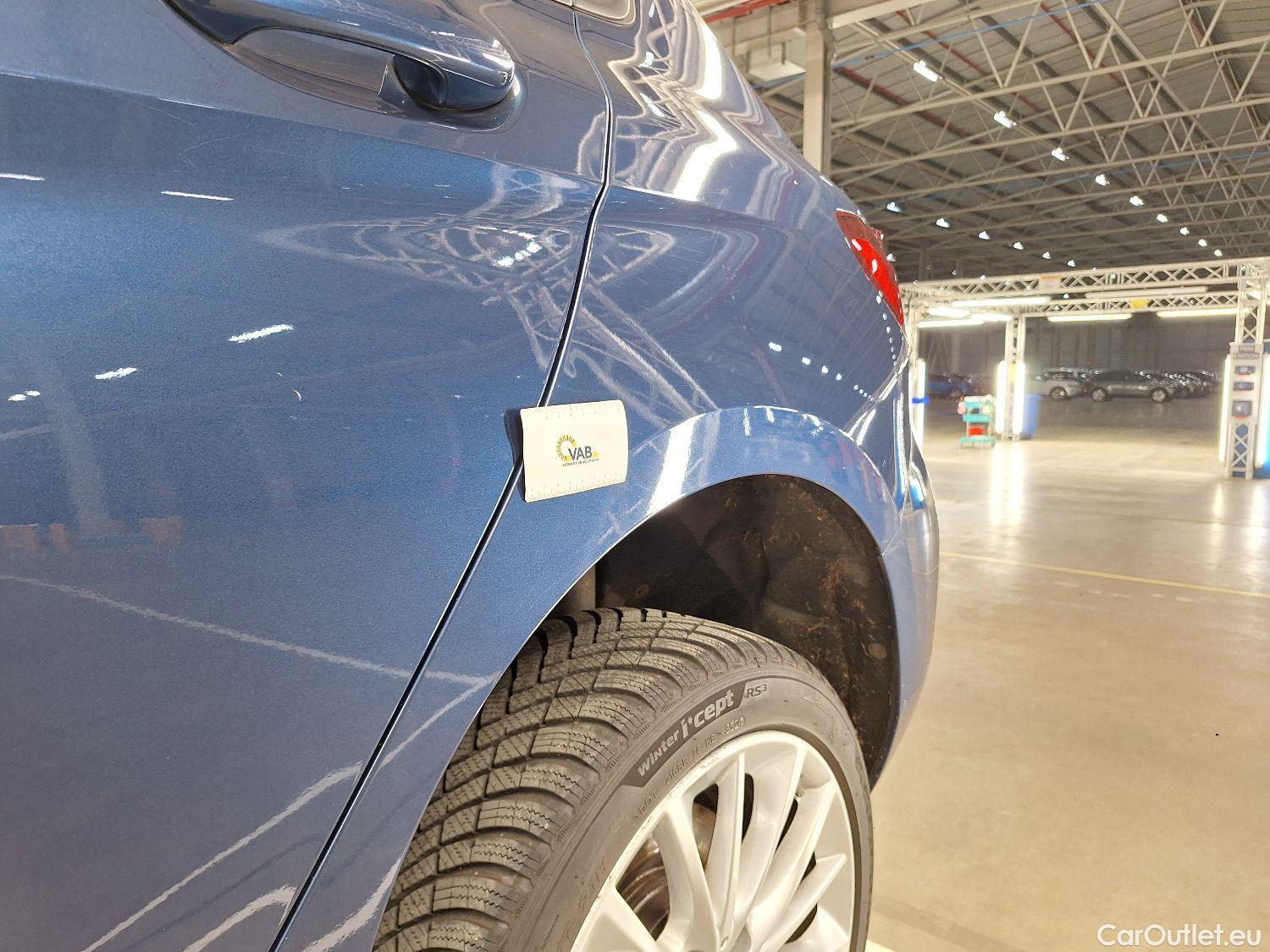  Bmw  Serie 1 BMW, 1-serie '19, BMW 1 Reeks Hatch 120d (140 kW) 5d #32