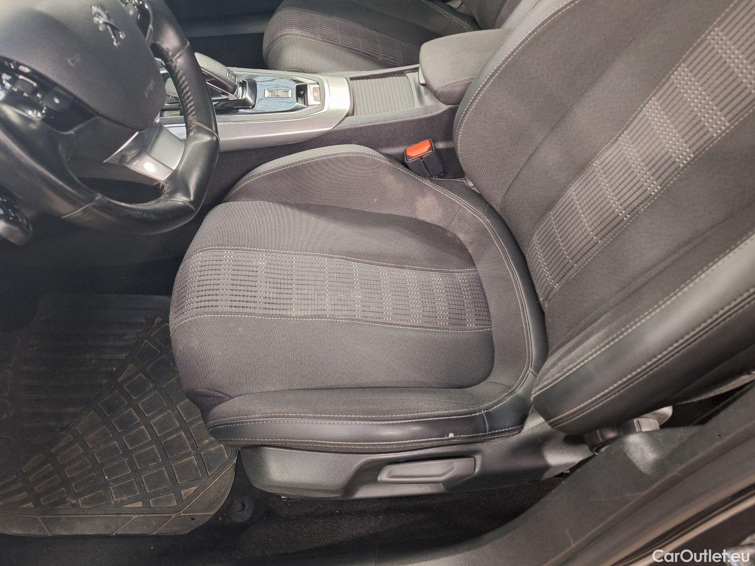  Peugeot  308 Peugeot,  SW FL'17, Peugeot  SW 1.5 BlueHDi 130 S&S EAT8 Allure 5d #53