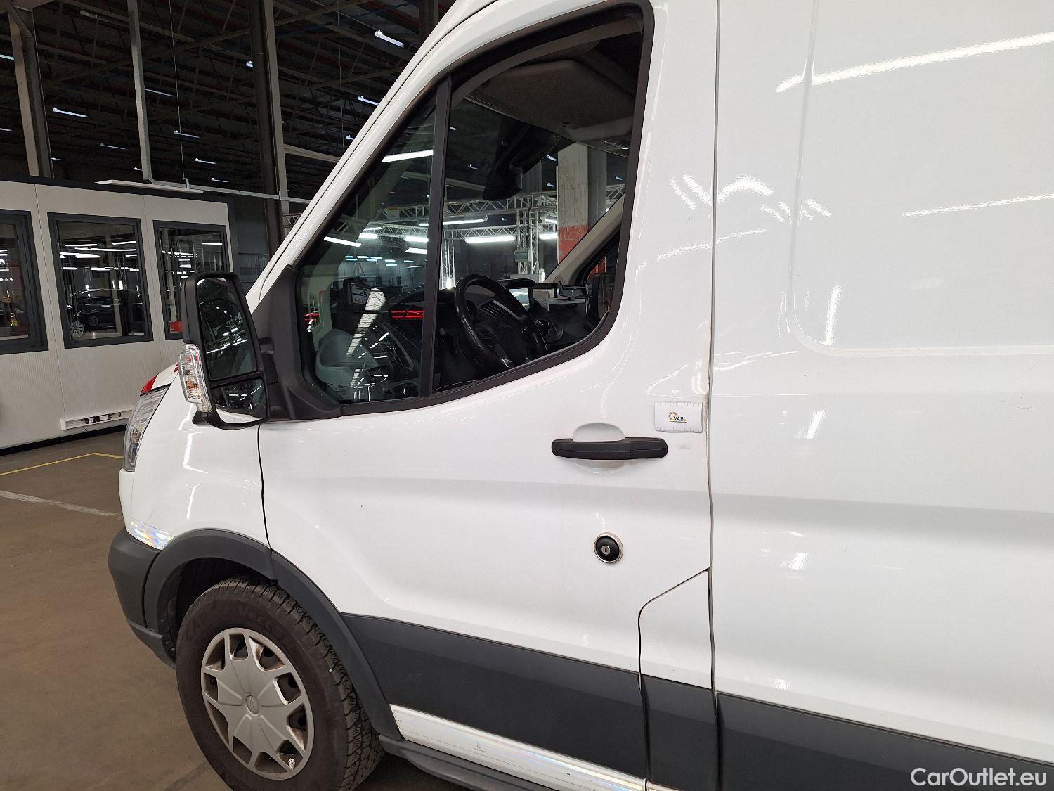  Ford  Transit Ford, _ FL'19, Ford  350M 2.0TD 130pk 96kW M6 Trend 4d #30