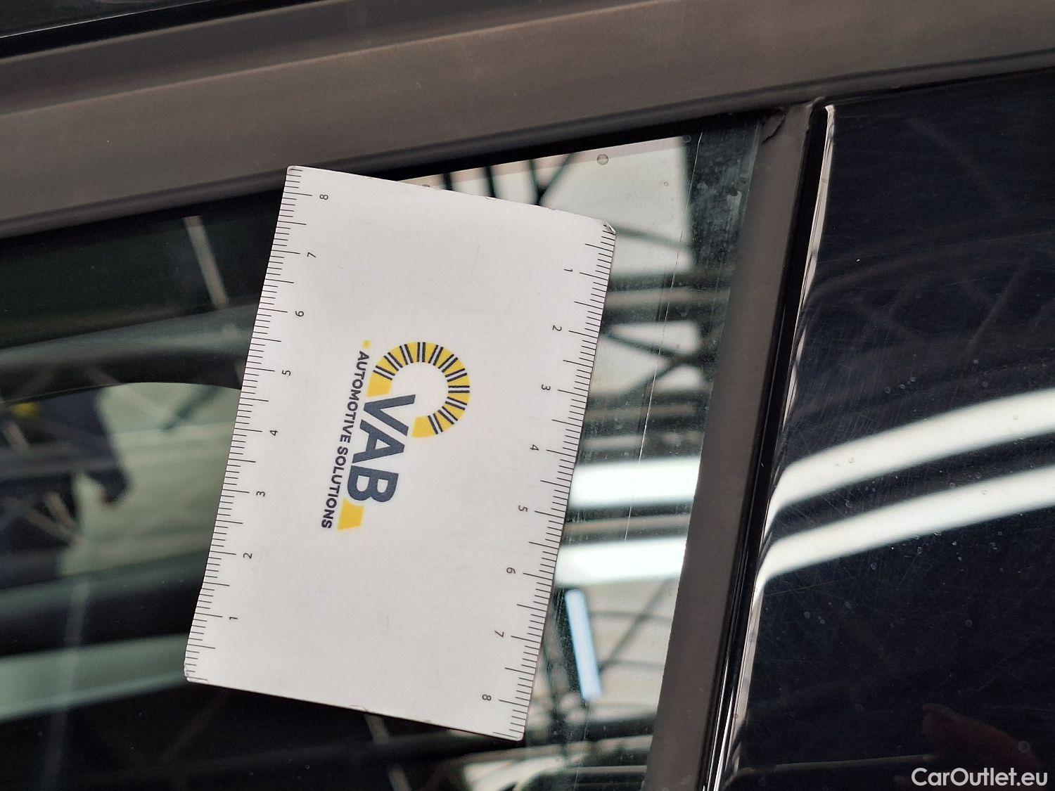  Bmw  X1 BMW,  FL'19, BMW  sDrive18iA (100 kW) 5d #47